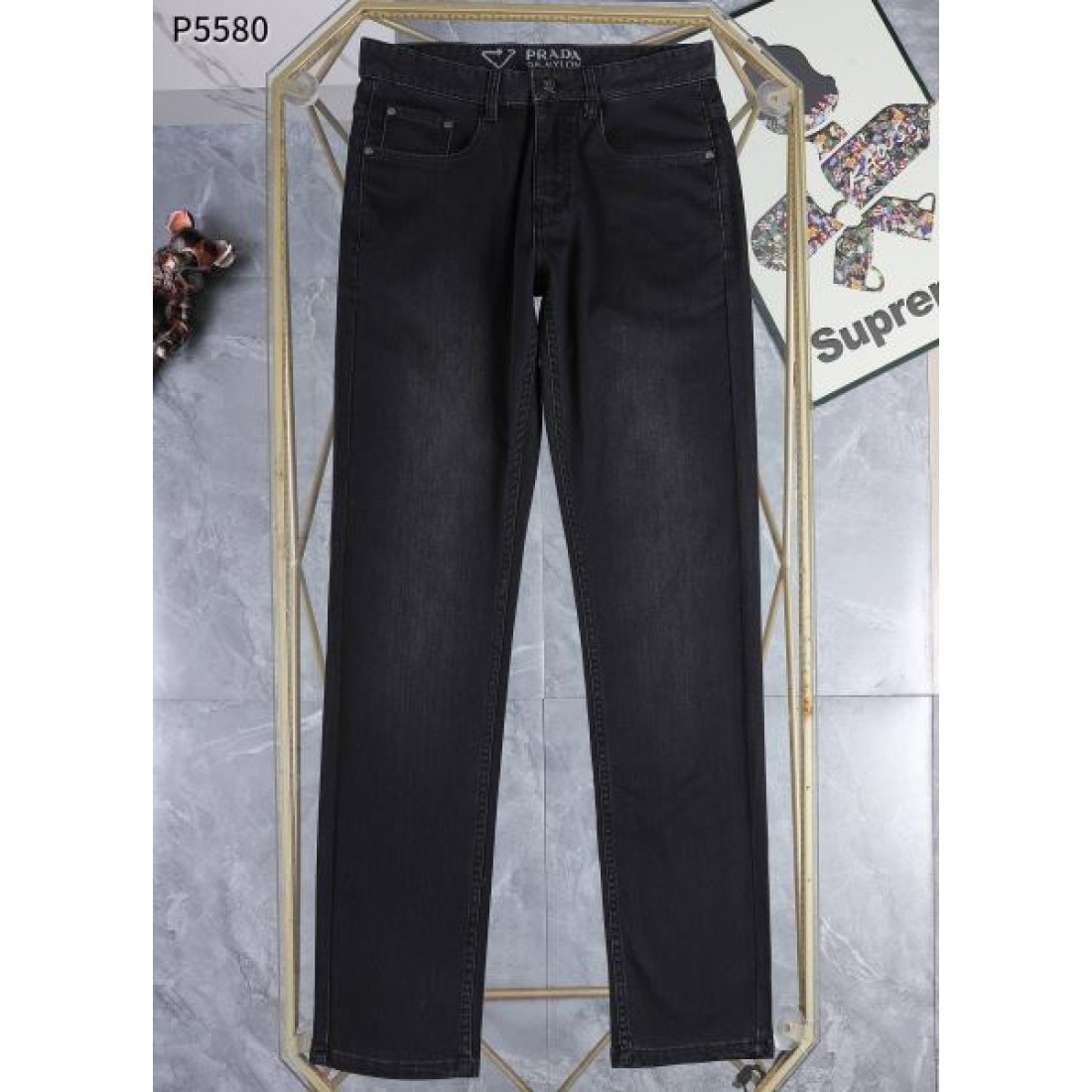 クール きれいめ 上質 PRADA プラダ コピー ジーンズ 高見え 定番 おすすめ