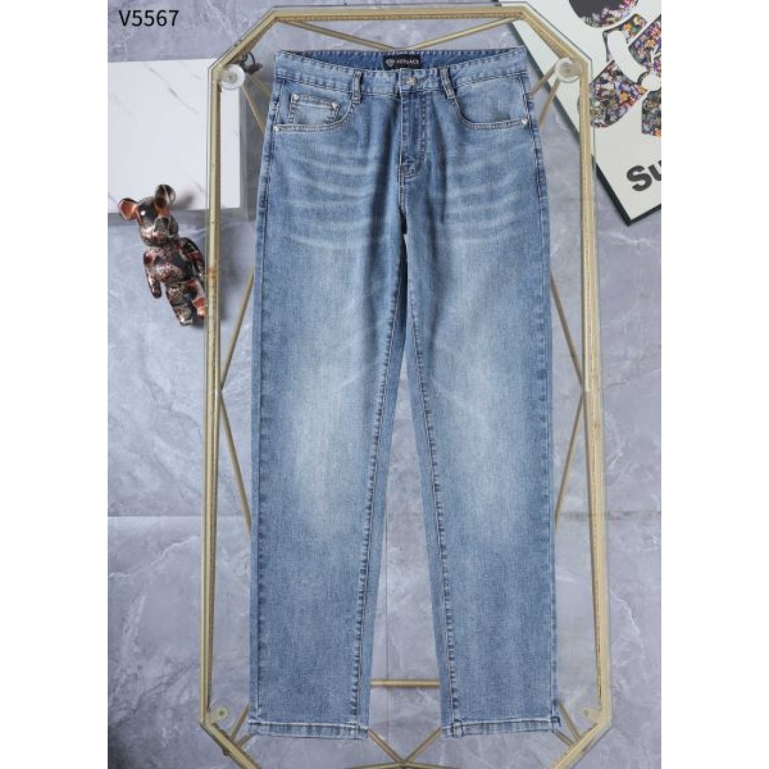 華やか インパクト 高級 VERSACE ヴェルサーチェ コピー ジーンズ 存在感