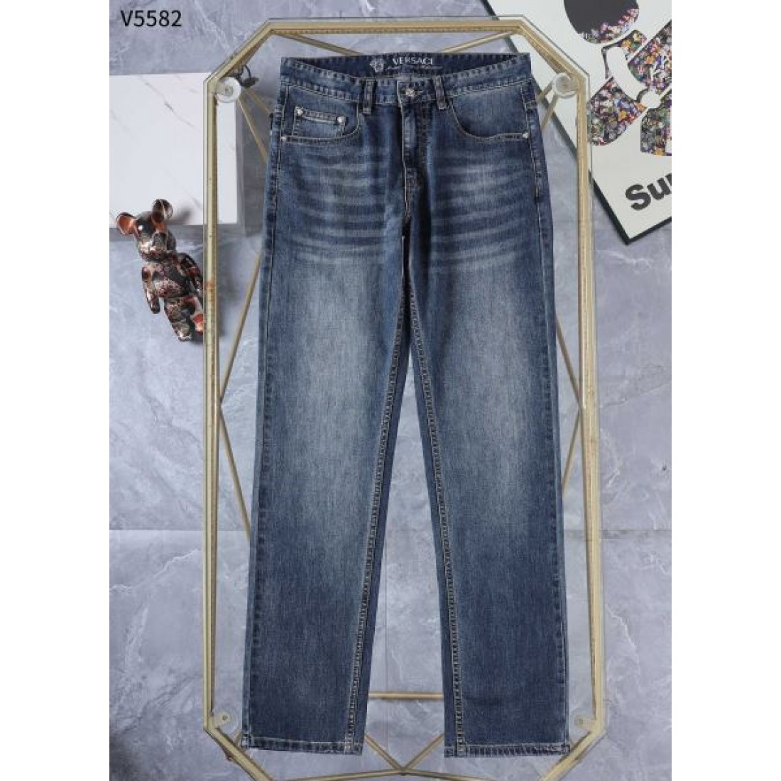 ラグジュアリー 派手め 上質 VERSACE ヴェルサーチェ コピー ジーンズ 目立つ