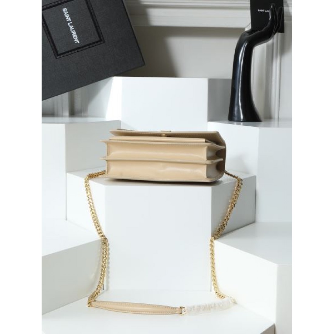 高級感 エレガント イヴ サンローラン YSL コピー ショルダーバッグ 上品仕立て