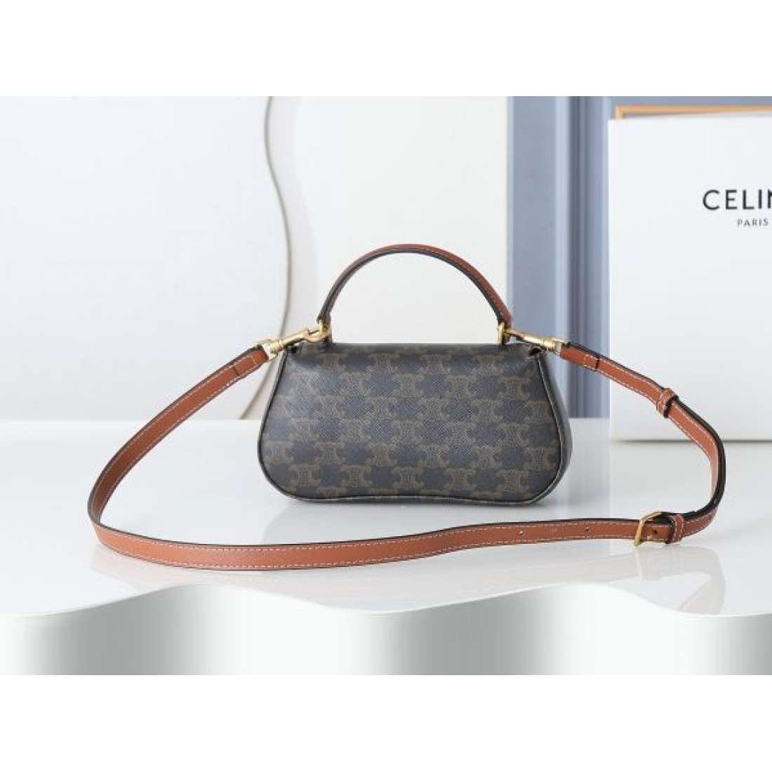  知的印象 高機能 セリーヌ CELINE コピー トートバッグ 実用重視 状態良好