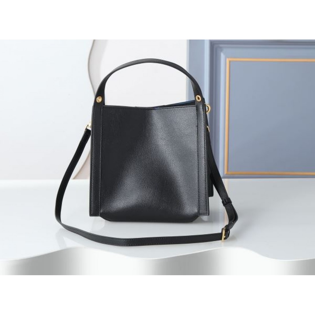 洗練 上質 セリーヌ CELINE コピー トートバッグ 収納豊富 実用的