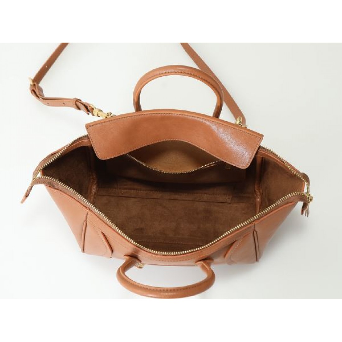 都会的 落ち着き セリーヌ CELINE コピー トートバッグ 軽量設計 品質安定