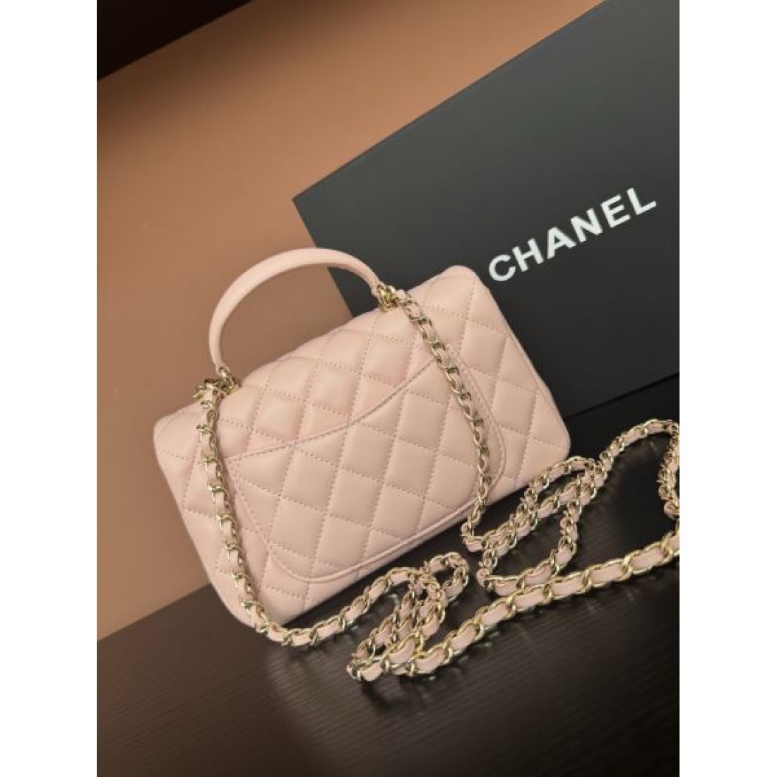 高級感 優雅 シャネル CHANEL コピー トートバッグ 存在感抜群 完成度高