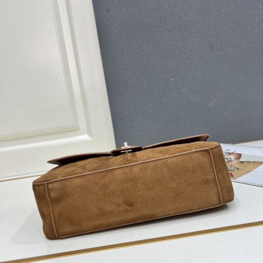 フェミニン 柔らか印象 シャネル CHANEL コピー トートバッグ 実用重視 安定感あり