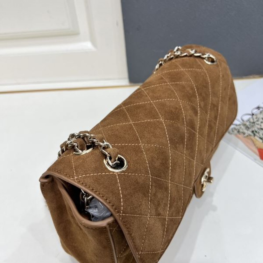 フェミニン 柔らか印象 シャネル CHANEL コピー トートバッグ 実用重視 安定感あり