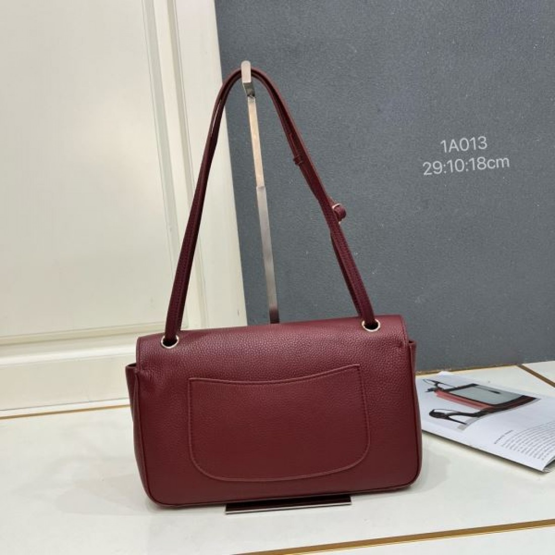 重厚感 ブランド感 シャネル CHANEL コピー トートバッグ バランス良好 高評価