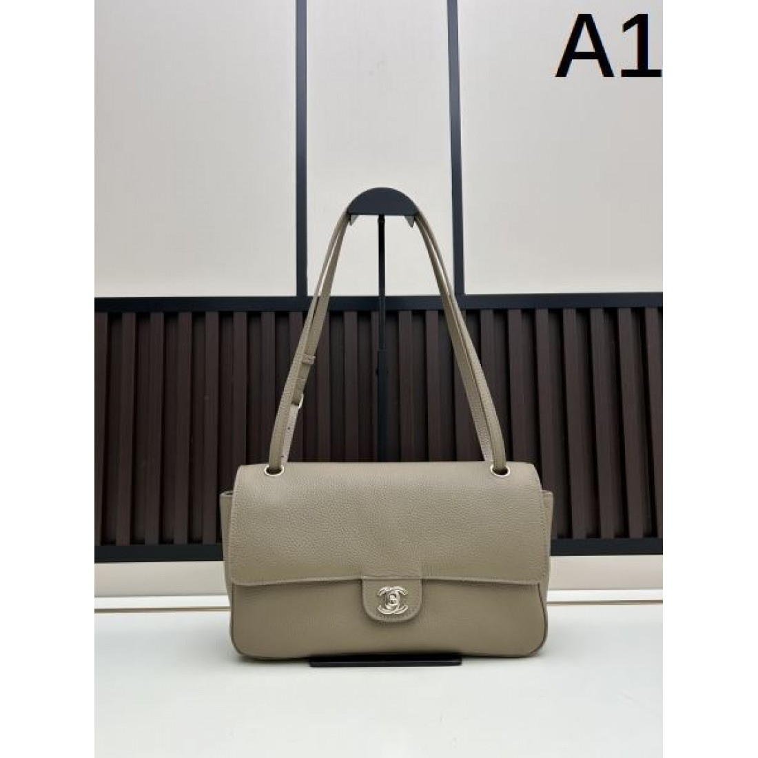 華やか 優雅 シャネル CHANEL コピー トートバッグ ブランド感 高評価