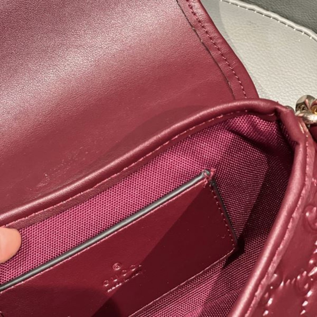 スタイリッシュ 大人向け グッチ GUCCI コピー トートバッグ 使いやすい 長期愛用