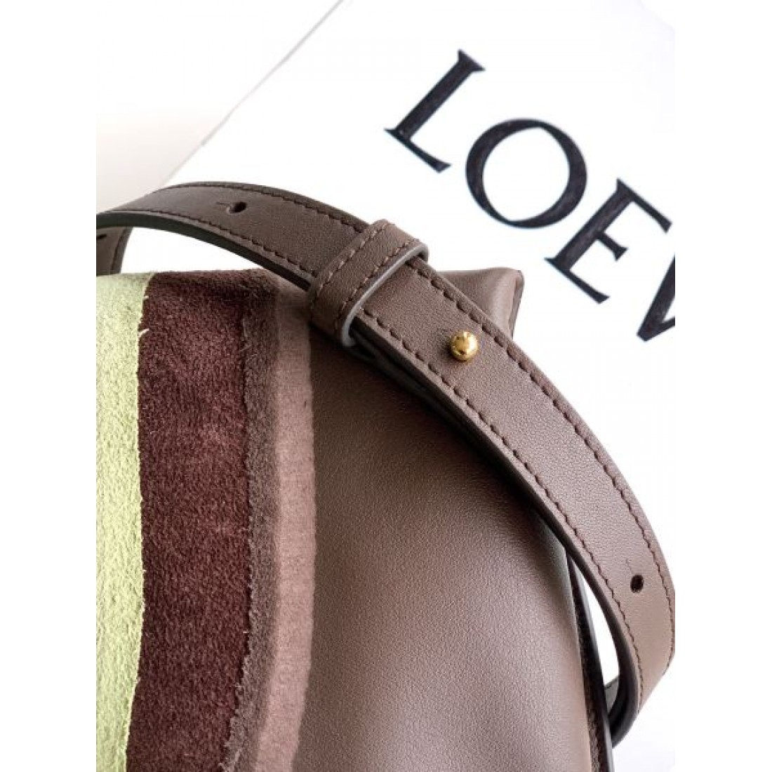 都会的 軽量 ロエベ LOEWE コピー トートバッグ 実用性 人気継続