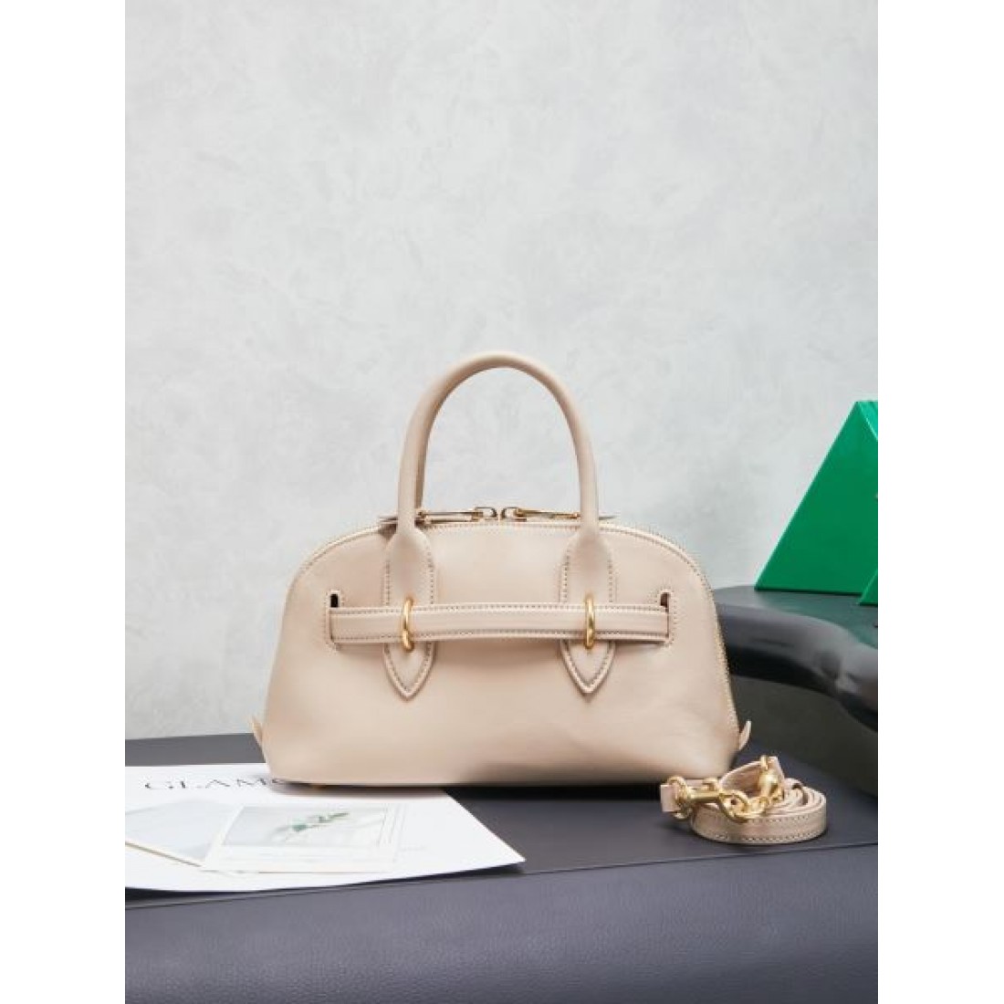 可愛い トレンド ミュウミュウ MIU MIU コピー トートバッグ 軽やか フェミニン