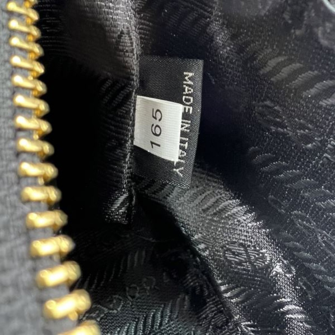 上品仕立て 実用設計 プラダ PRADA コピー トートバッグ 収納充実 人気