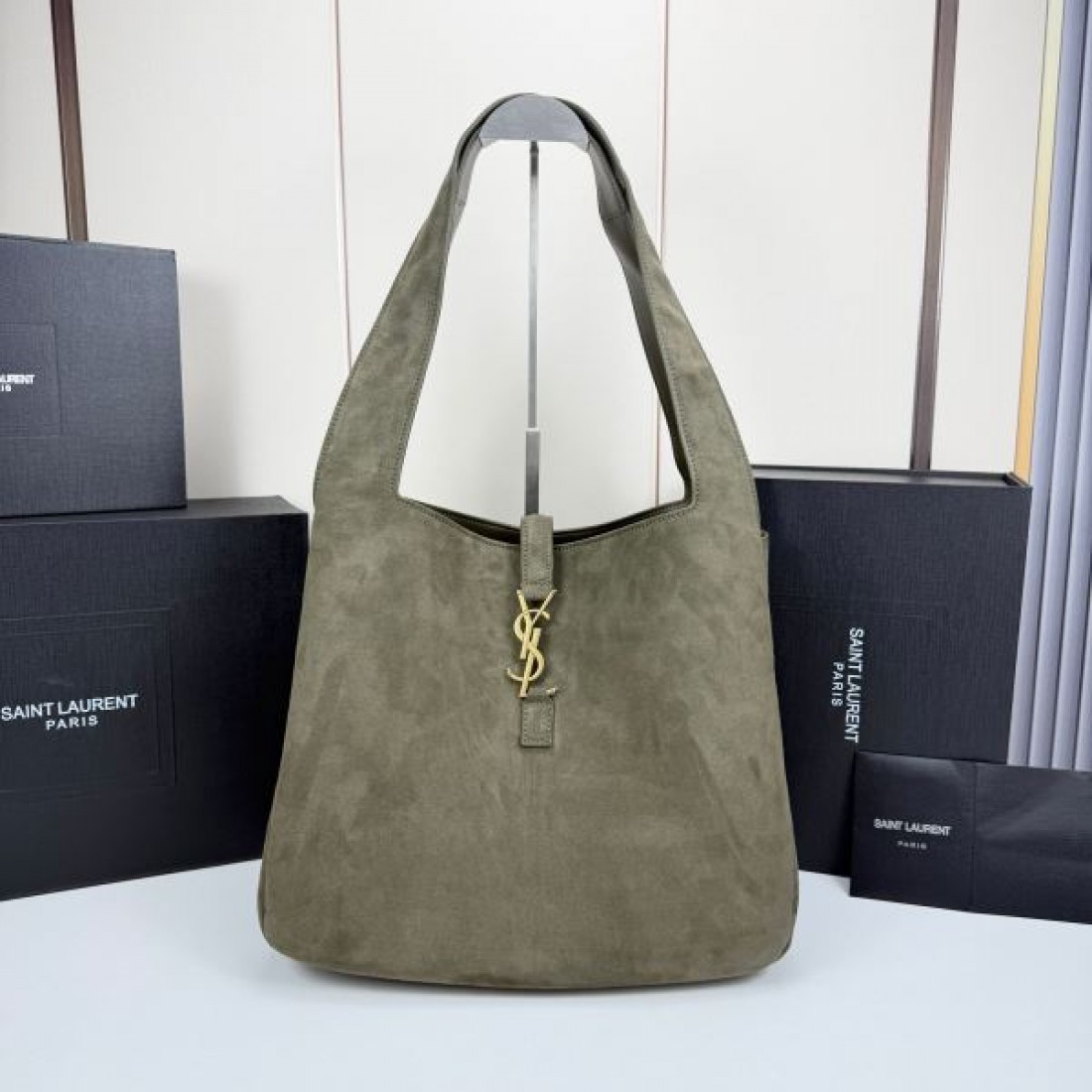  エレガント演出 ブランド感 イヴ サンローラン YSL コピー トートバッグ 印象的