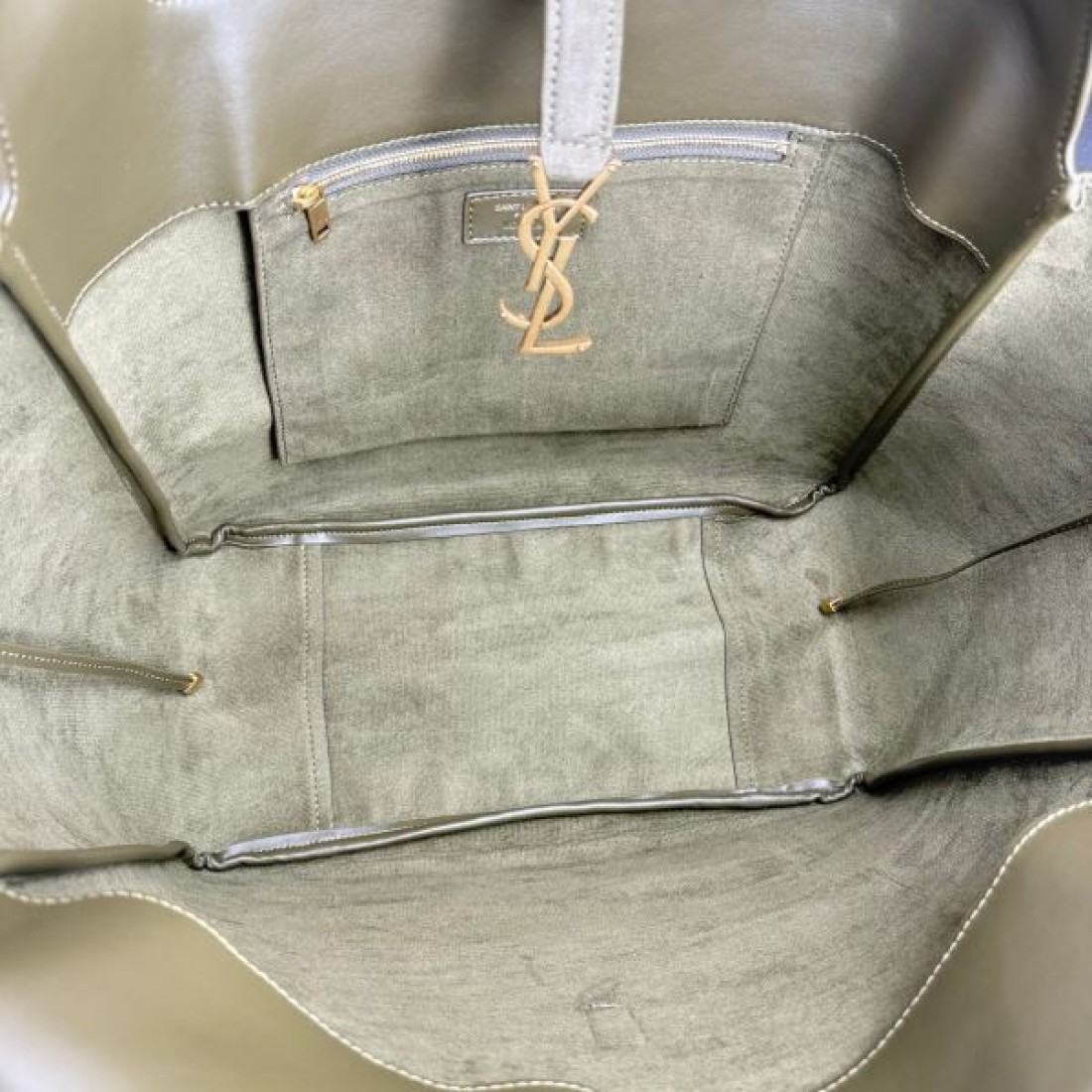  エレガント演出 ブランド感 イヴ サンローラン YSL コピー トートバッグ 印象的