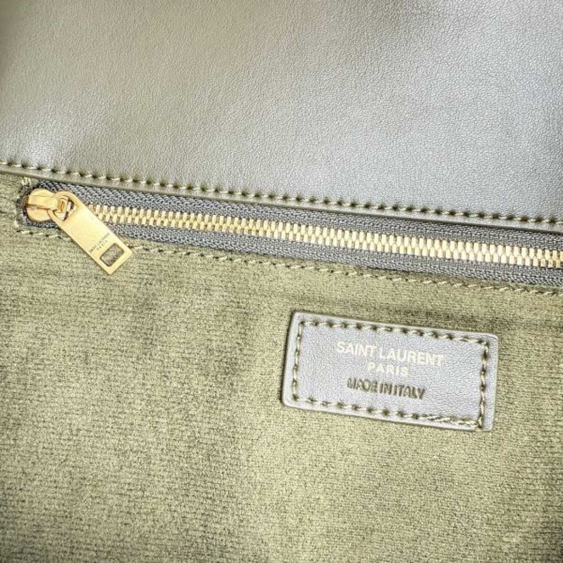  エレガント演出 ブランド感 イヴ サンローラン YSL コピー トートバッグ 印象的