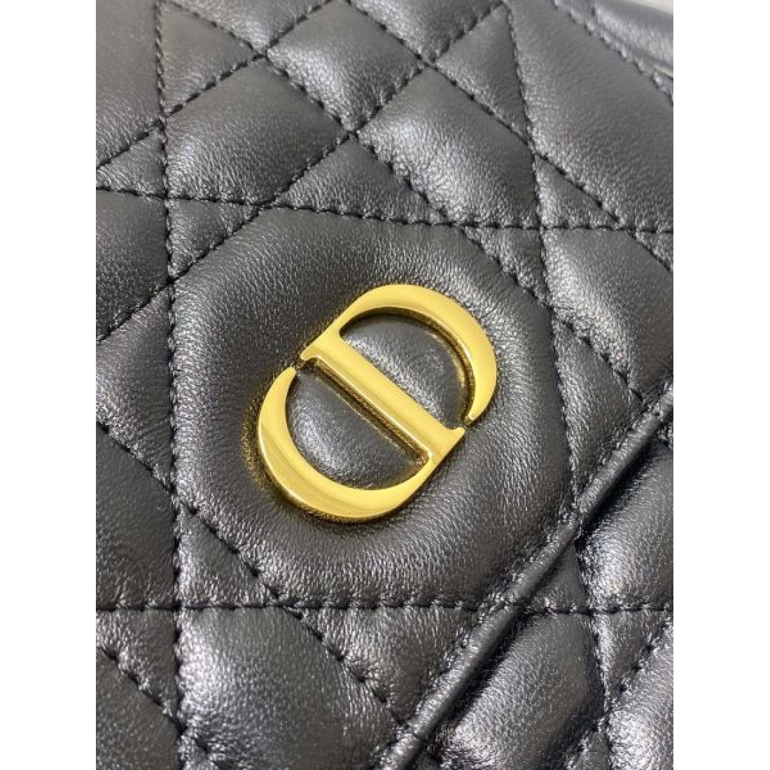  軽快仕様 モダン系 ディオール DIOR コピー バックパック 耐久設計 背負いやすい