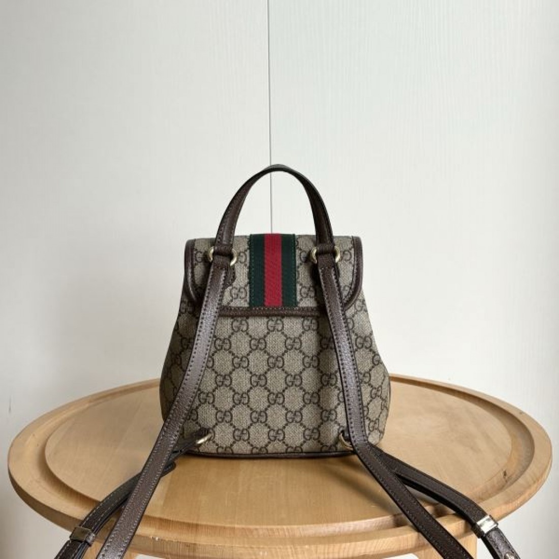 存在感強め カジュアル向け グッチ GUCCI コピー バックパック コーデ映え 個性派