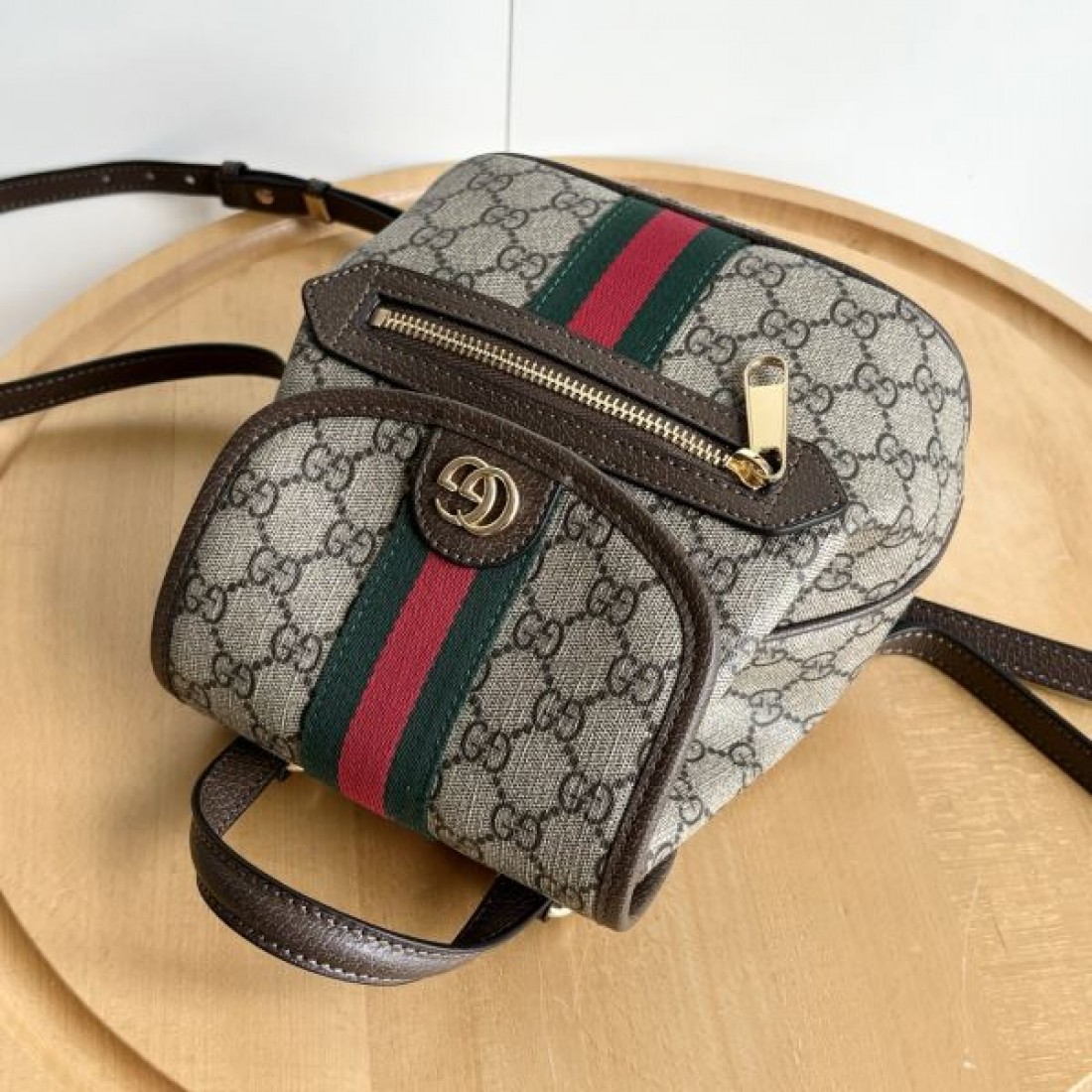 存在感強め カジュアル向け グッチ GUCCI コピー バックパック コーデ映え 個性派