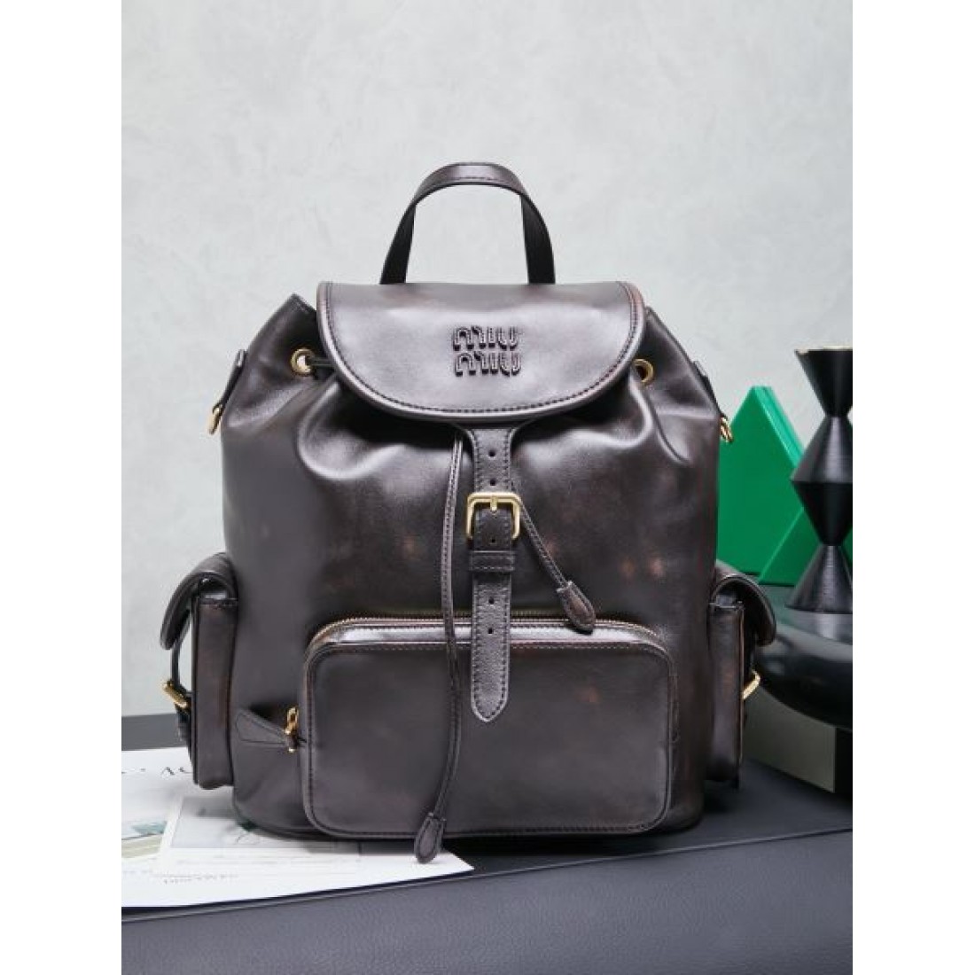 ミニマル系 実用派 ミュウミュウ MIU MIU コピー バックパック 安定感あり 持ち運び楽