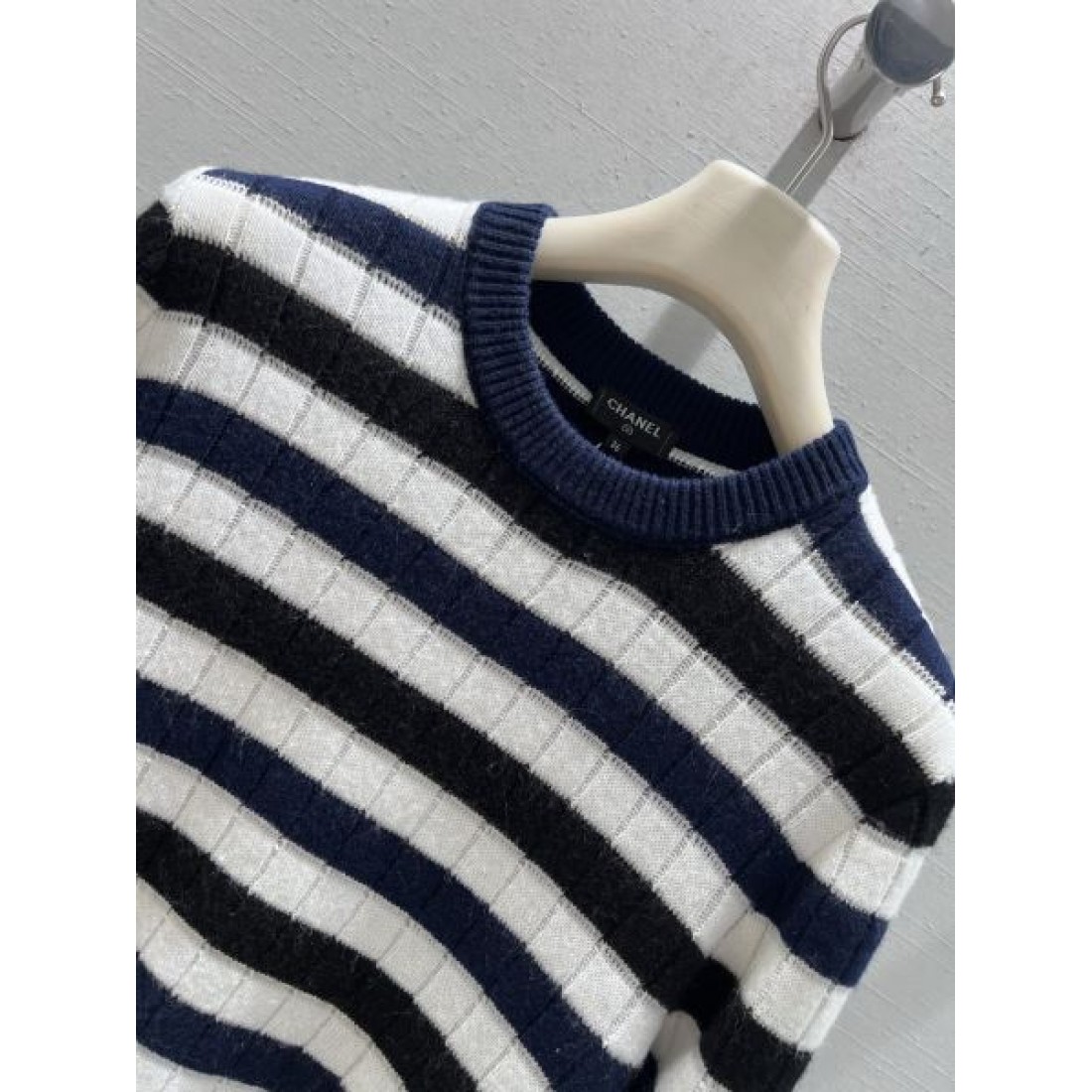 上質 シンプル CHANEL シャネル コピー ニット 着心地良い 大人っぽい