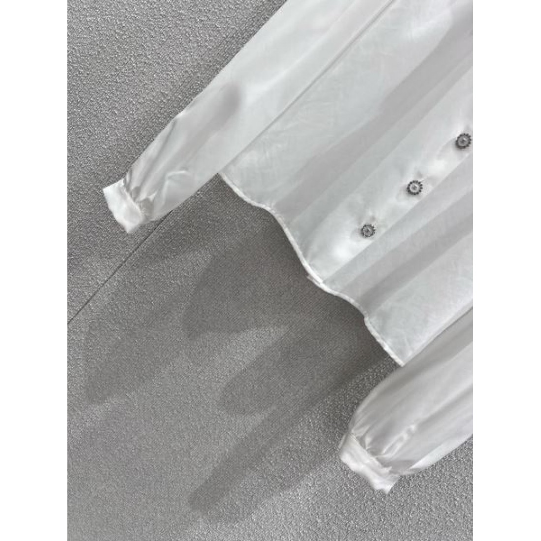 シンプル 上品 CHANEL シャネル コピー 長袖シャツ 着回し抜群 上質