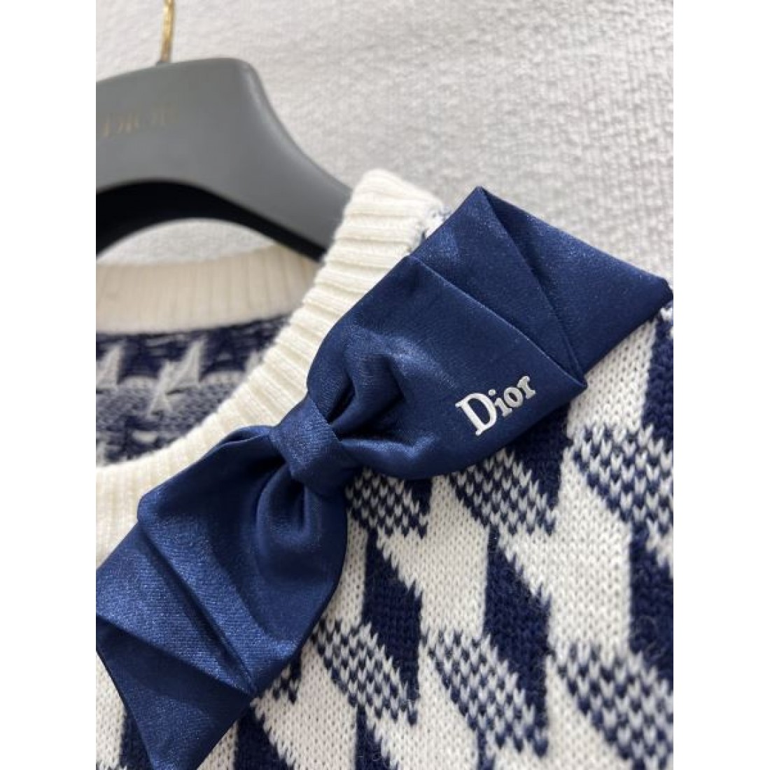 上品 洗練 DIOR ディオール コピー ニット 柔らか 暖かい