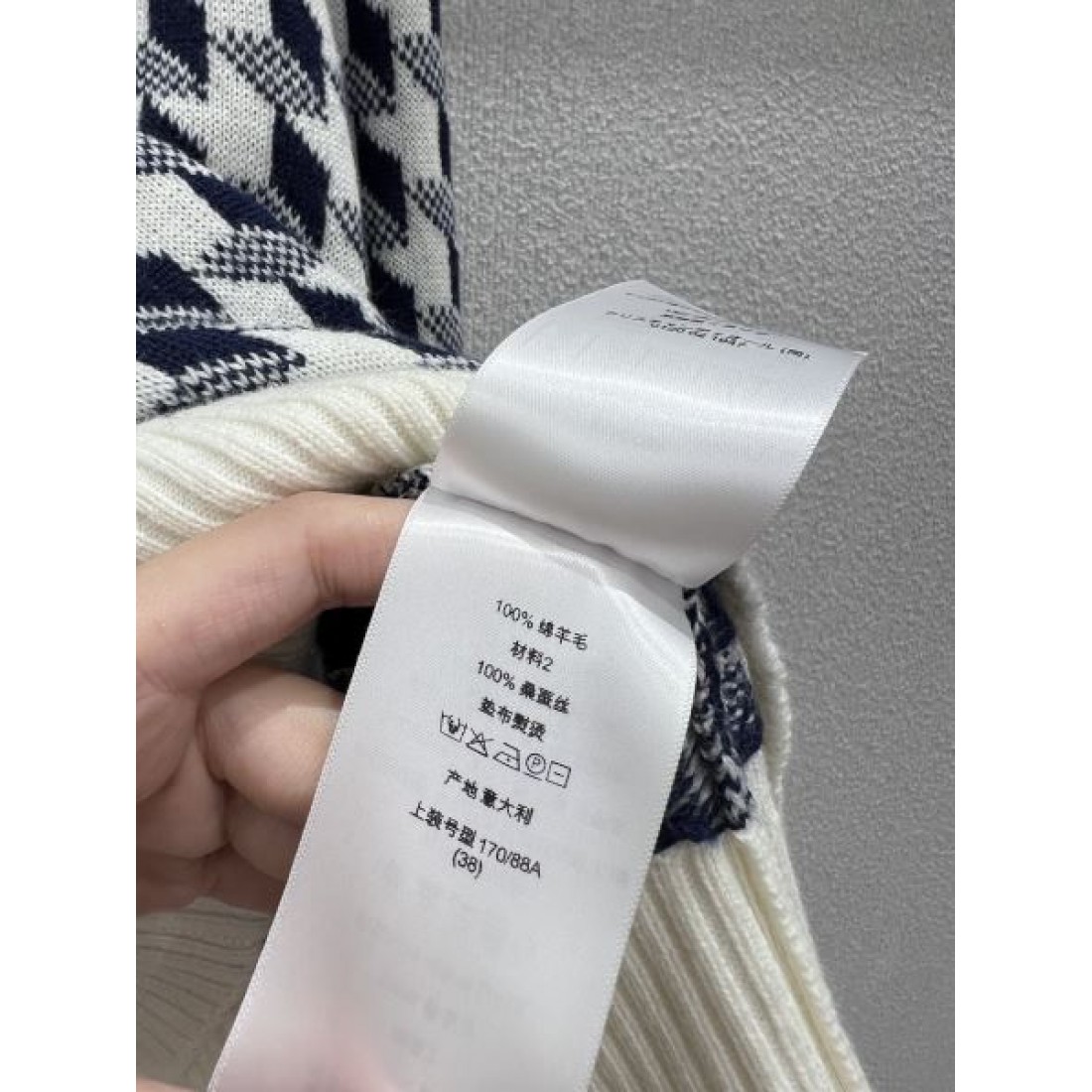 上品 洗練 DIOR ディオール コピー ニット 柔らか 暖かい