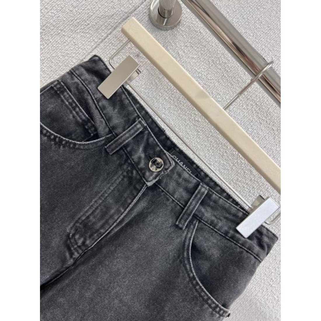  気品 華やか CHANEL シャネル スーパーコピー デニムパンツ 高級感