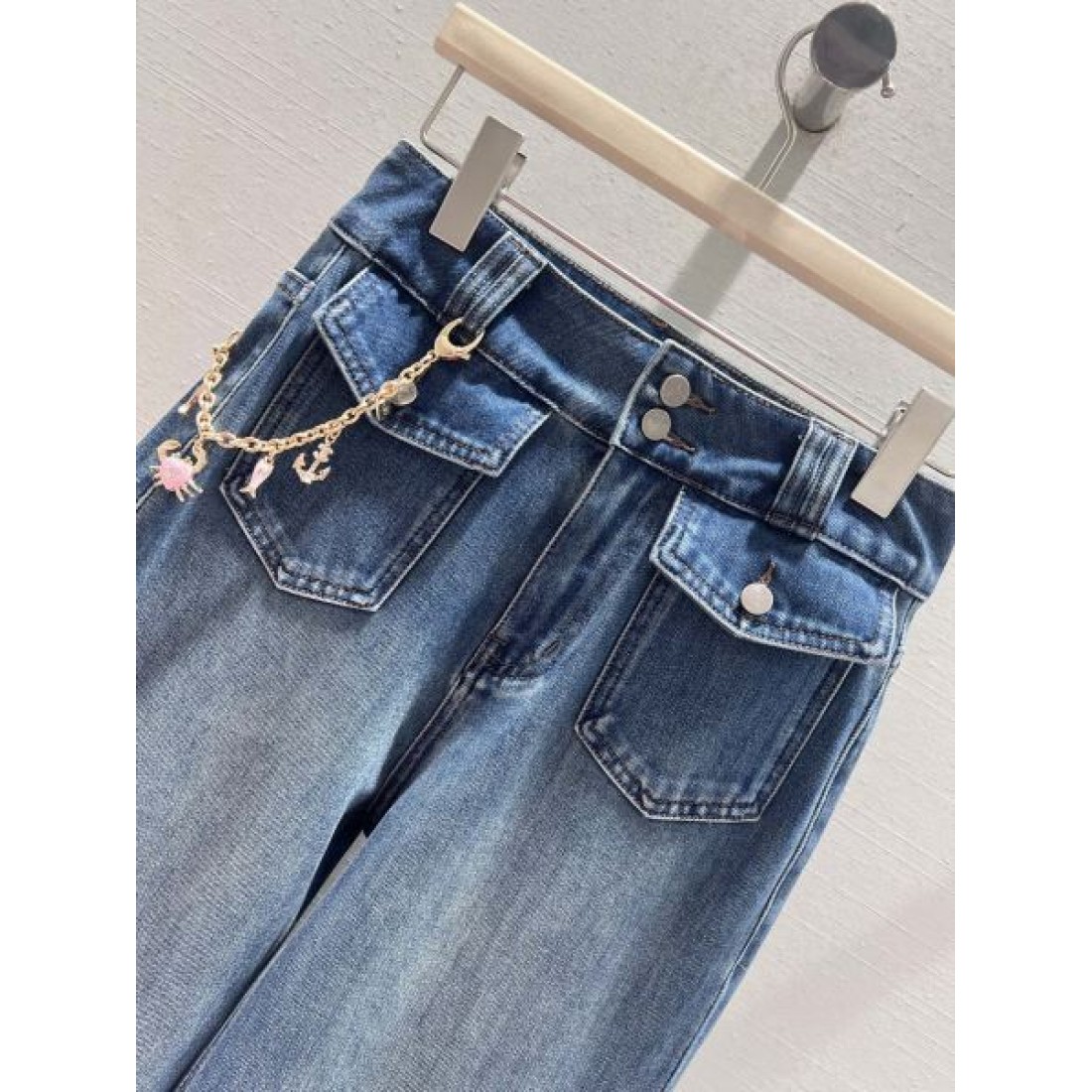 洗練 上品 CHANEL シャネル スーパーコピー デニムパンツ 高級感