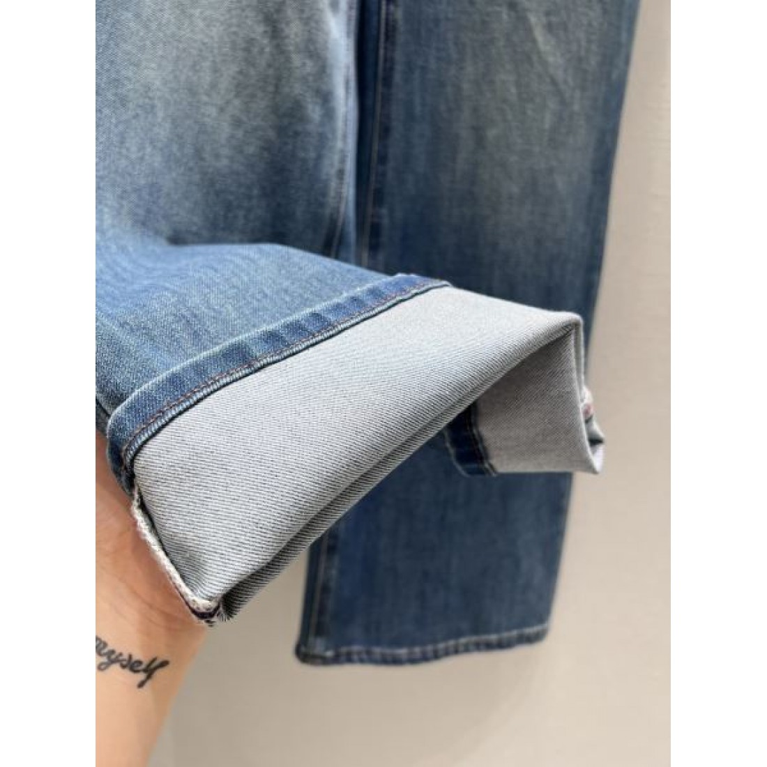 洗練 上品 CHANEL シャネル スーパーコピー デニムパンツ 高級感