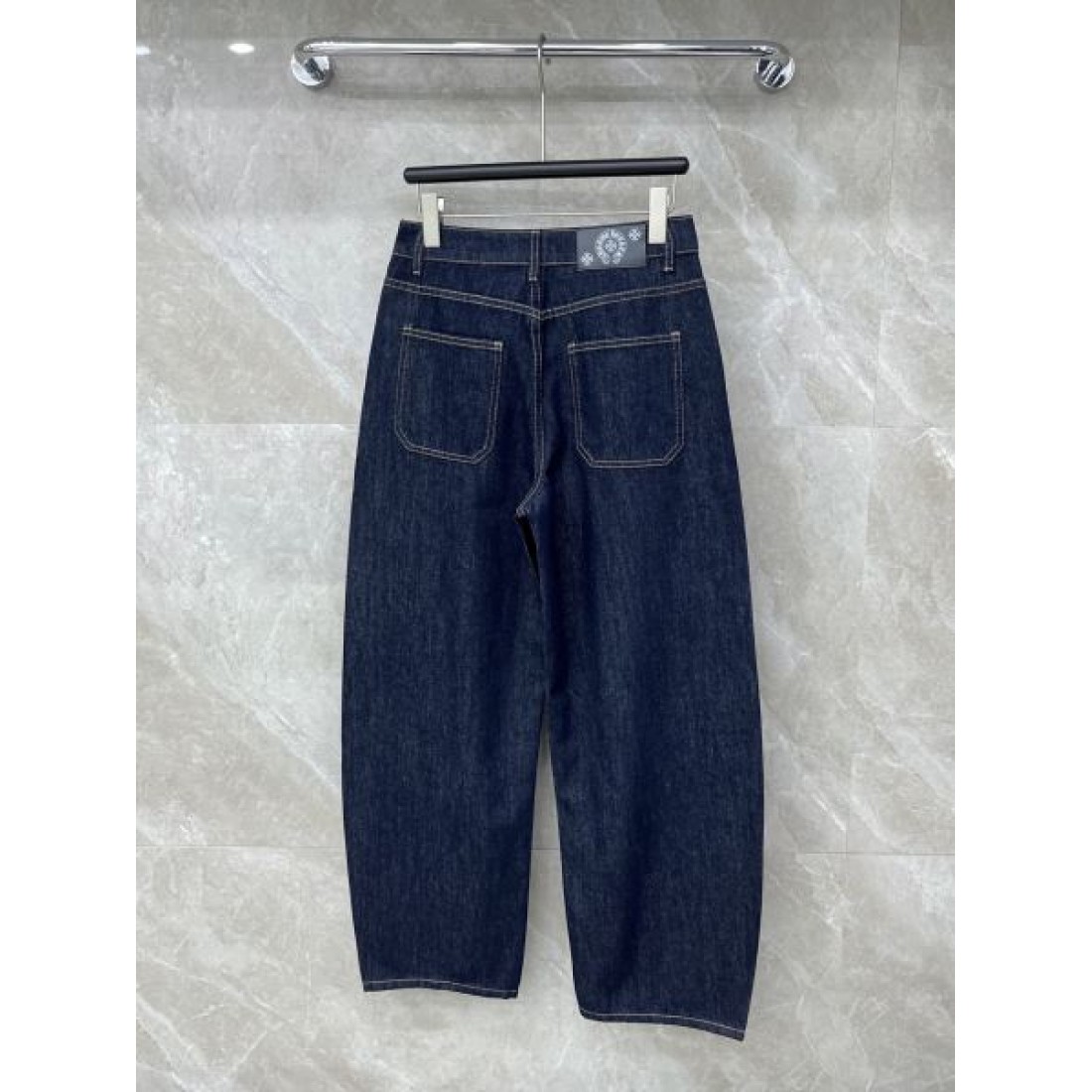 精巧 迫力 CHROME HEARTS クロムハーツ スーパーコピー デニムパンツ 本格派