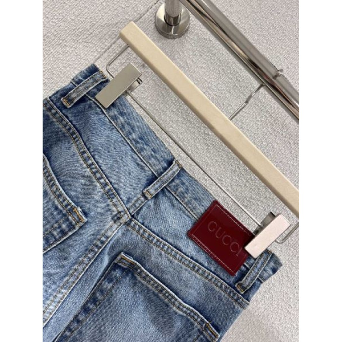 クラシック 高級 GUCCI グッチ スーパーコピー デニムパンツ 存在感