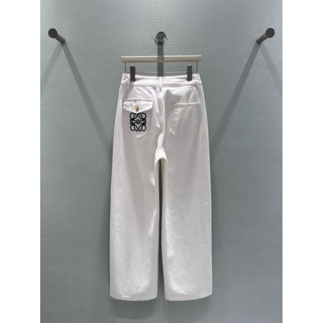 洗練感 スリム LOEWE ロエベ スーパーコピー デニムパンツ 定番