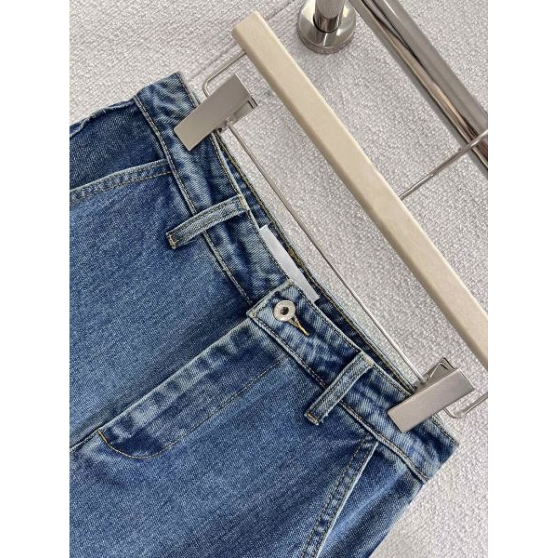  上質感 モード LOEWE ロエベ スーパーコピー デニムパンツ 柔軟