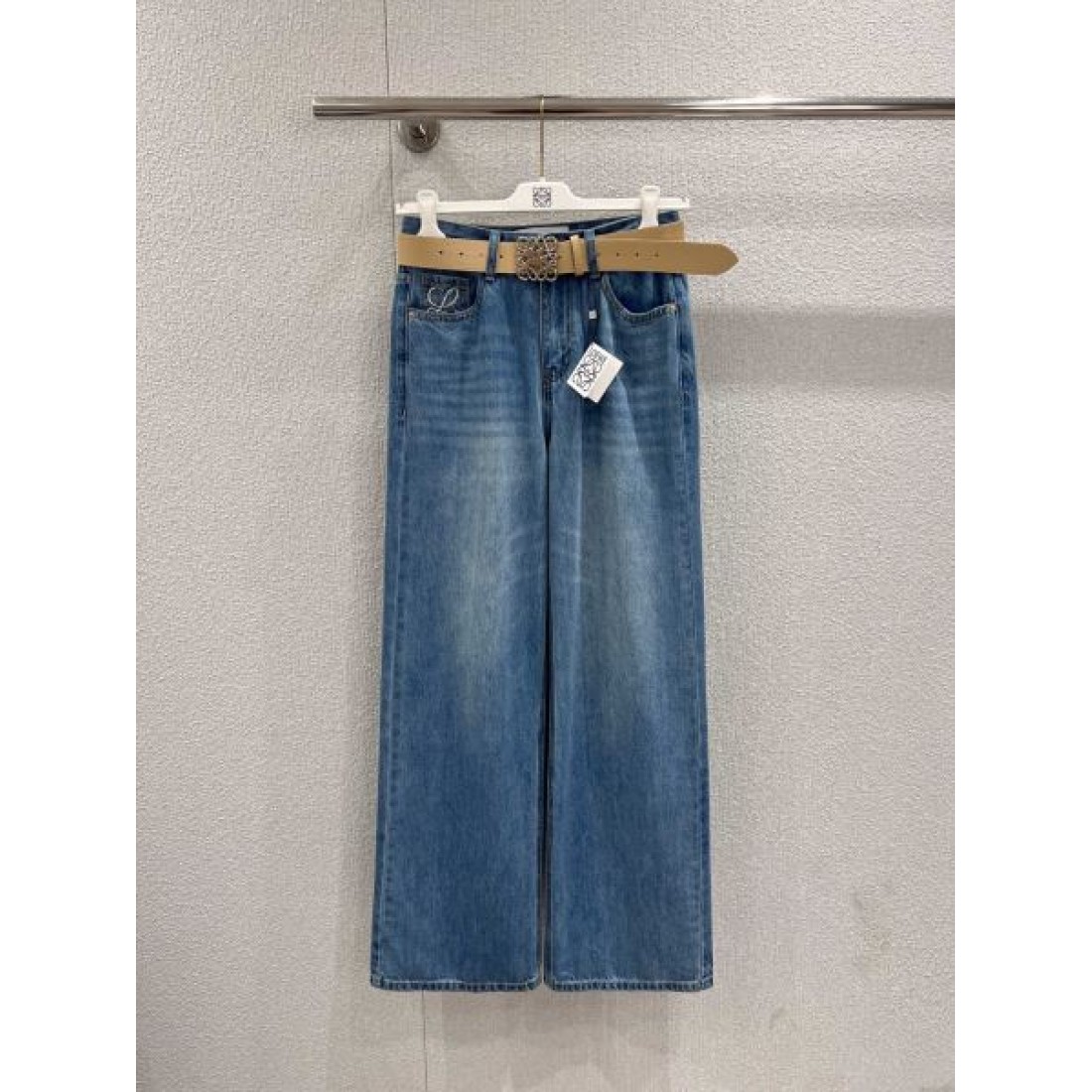 シンプル 端正 LOEWE ロエベ スーパーコピー デニムパンツ 耐久性