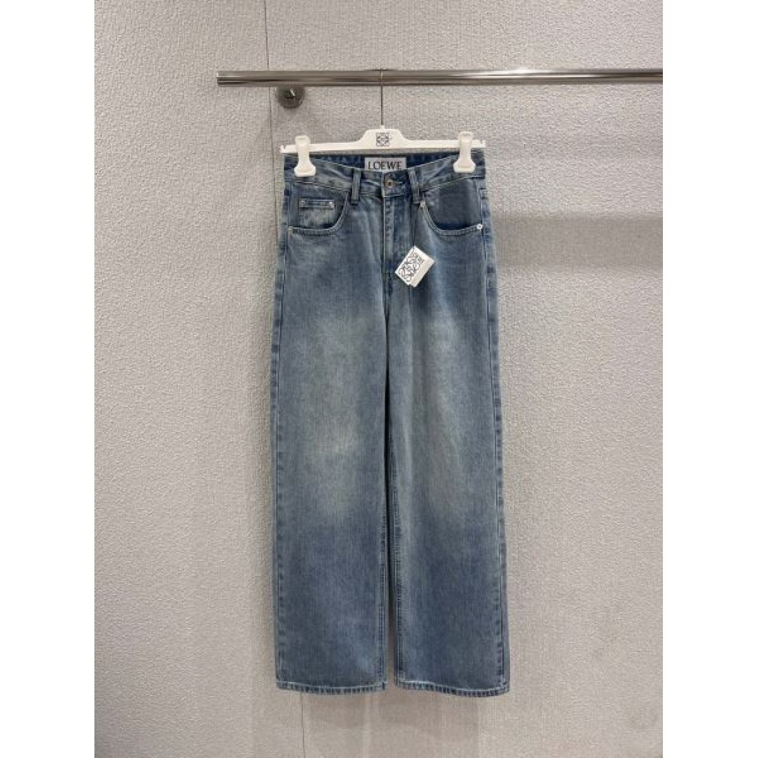 トレンド感 スタイリッシュ LOEWE ロエベ スーパーコピー デニムパンツ 万能