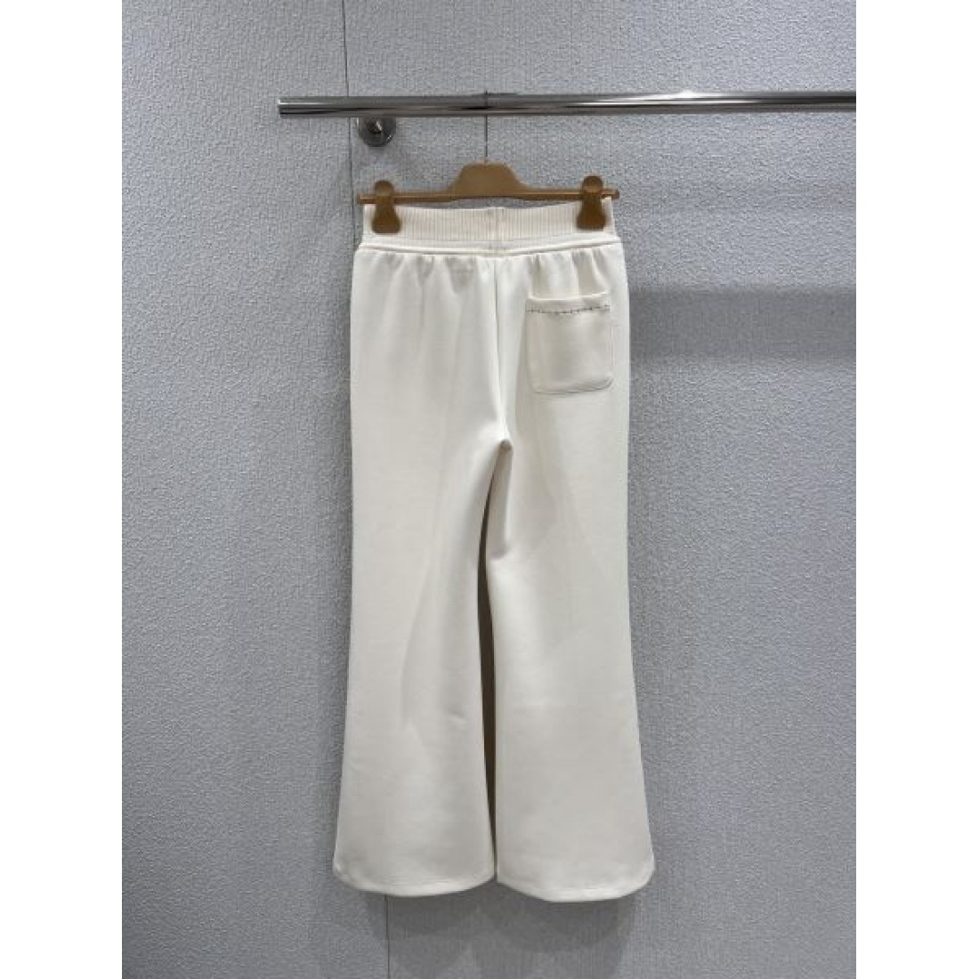 スタイリッシュ ベーシック MIU MIU ミュウミュウ スーパーコピー パンツ 快適 上級感