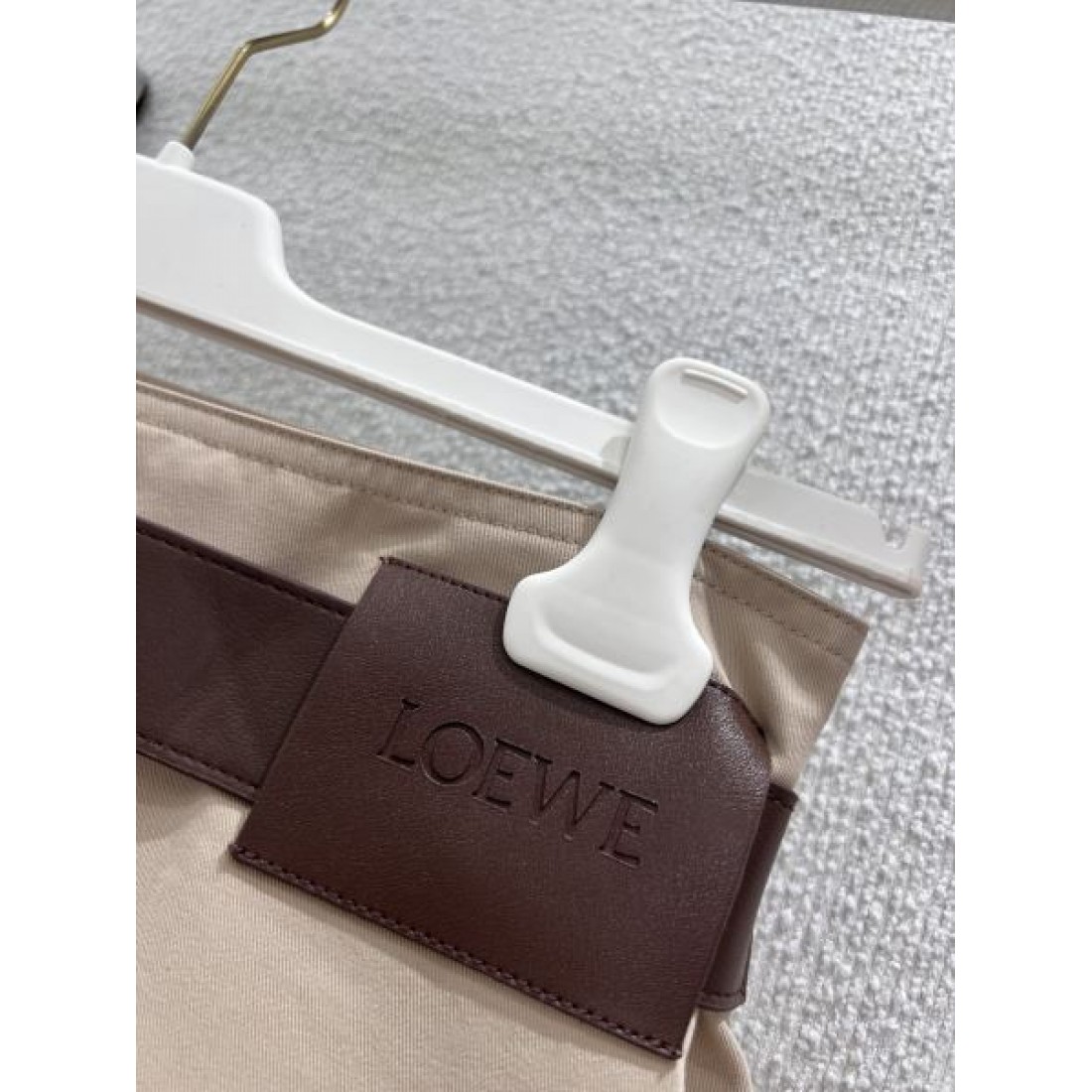  アーティスティック 上品 LOEWE ロエベ スーパーコピー スカート 立体的 デザイン性