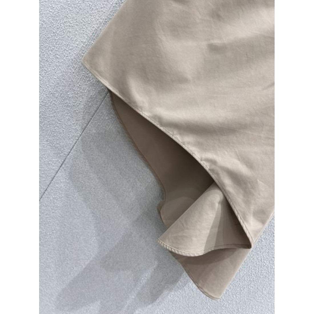  アーティスティック 上品 LOEWE ロエベ スーパーコピー スカート 立体的 デザイン性