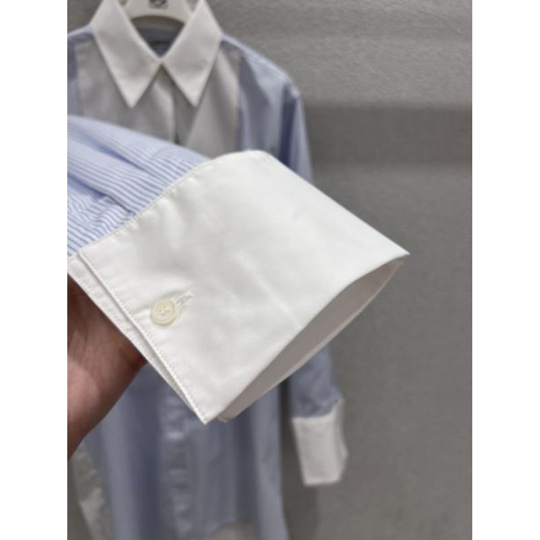  リラックス感 ナチュラル LOEWE ロエベ スーパーコピー ワンピース 軽やか 今季注目