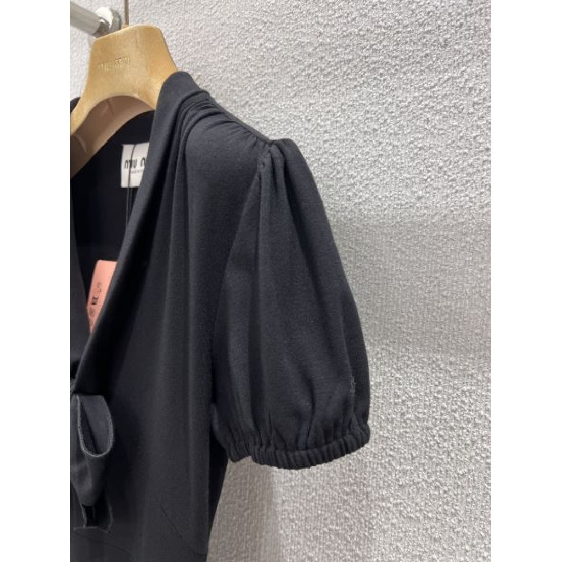 フェミニン 上品 MIU MIU ミュウミュウ スーパーコピー ワンピース エレガント 華やか