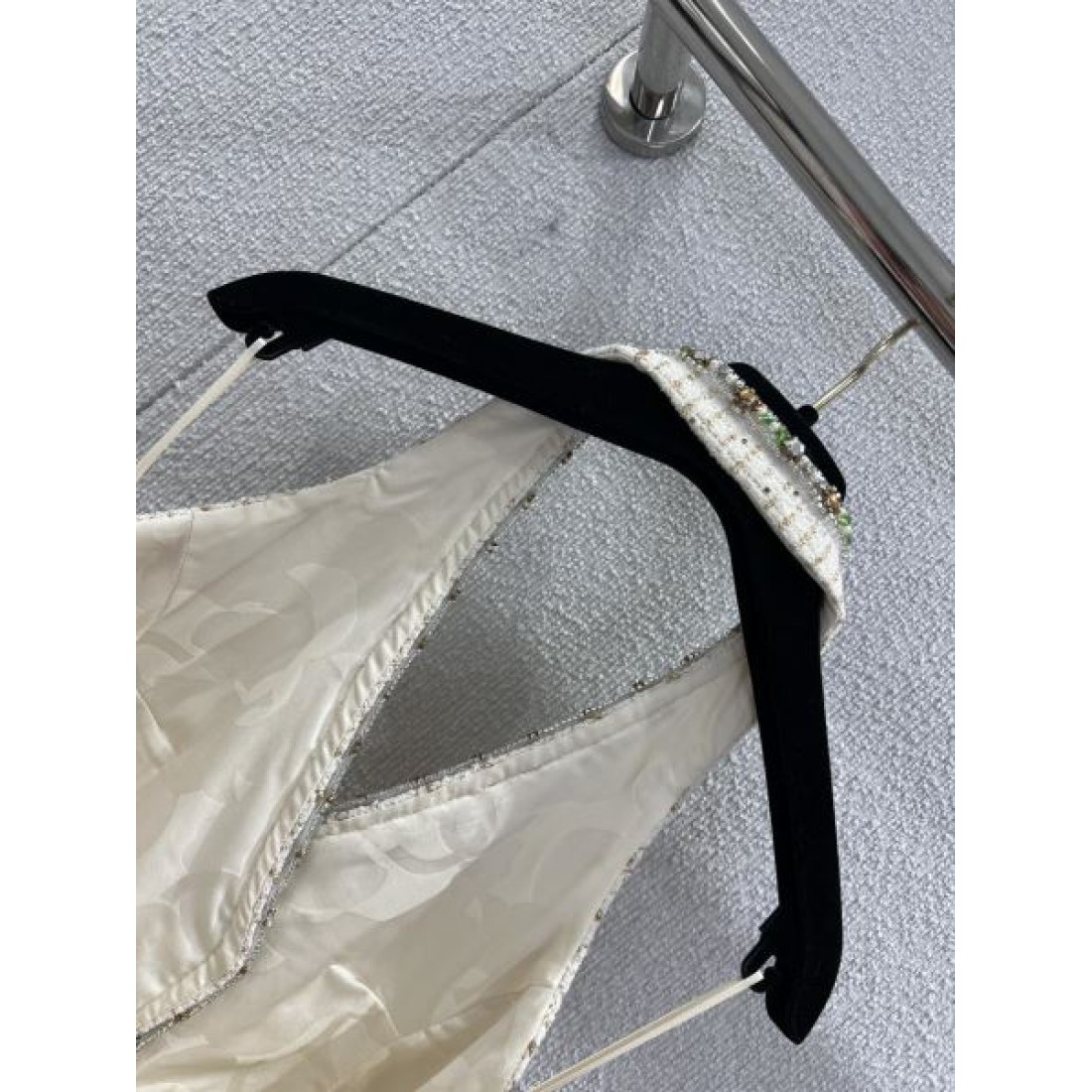 セクシー モダン CHANEL シャネル コピー ホルターネックトップス 上品 洗練