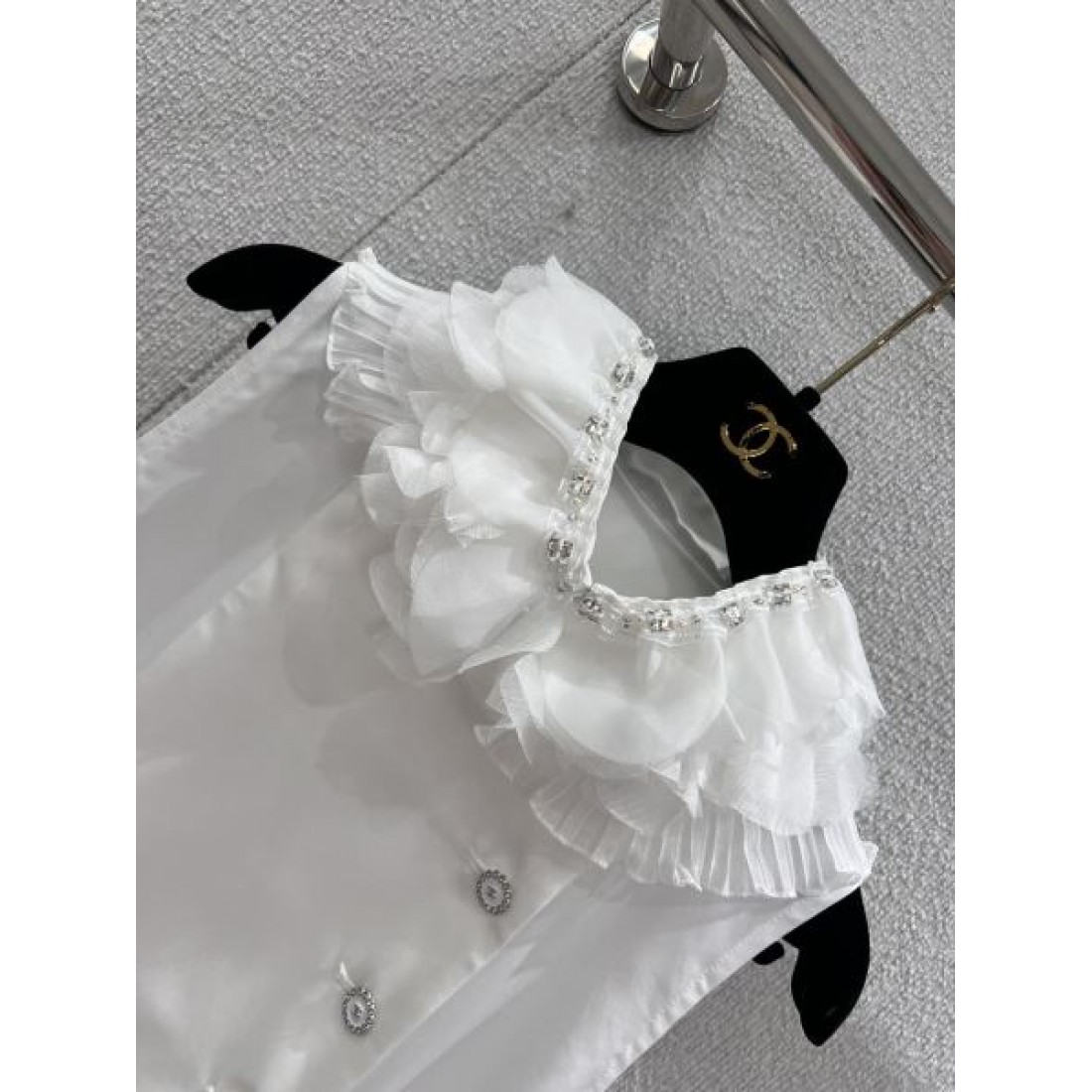 シンプル 洗練 CHANEL シャネル コピー ノースリーブトップス 上品 フェミニン