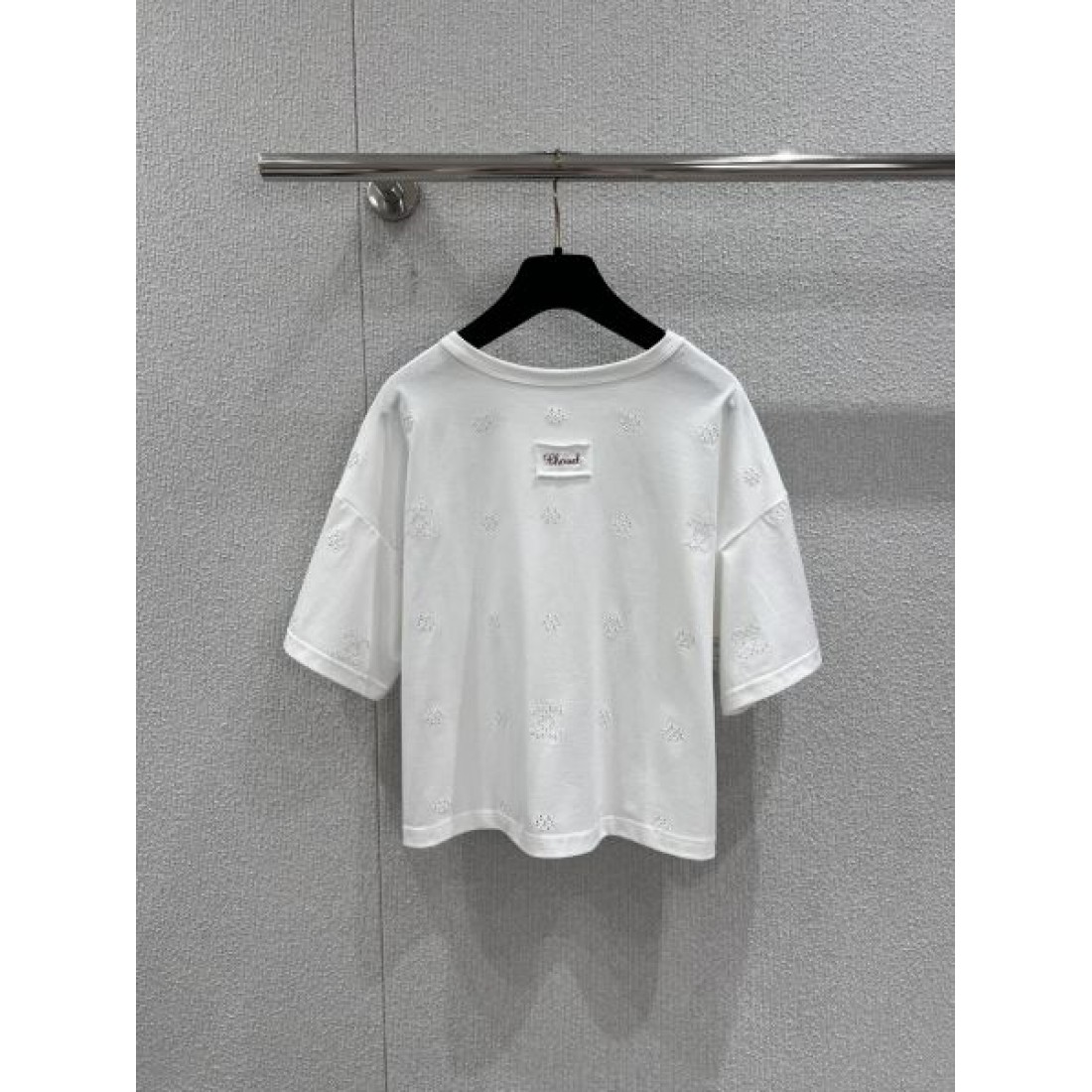 モダン 高級感 CHANEL シャネル コピー 半袖Tシャツ 洗練 上質