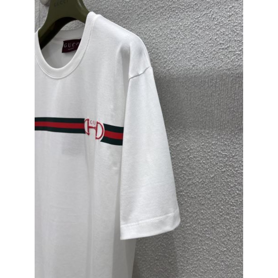  シンプル 上品 GUCCI グッチ コピー 半袖Tシャツ 実用的 高評価