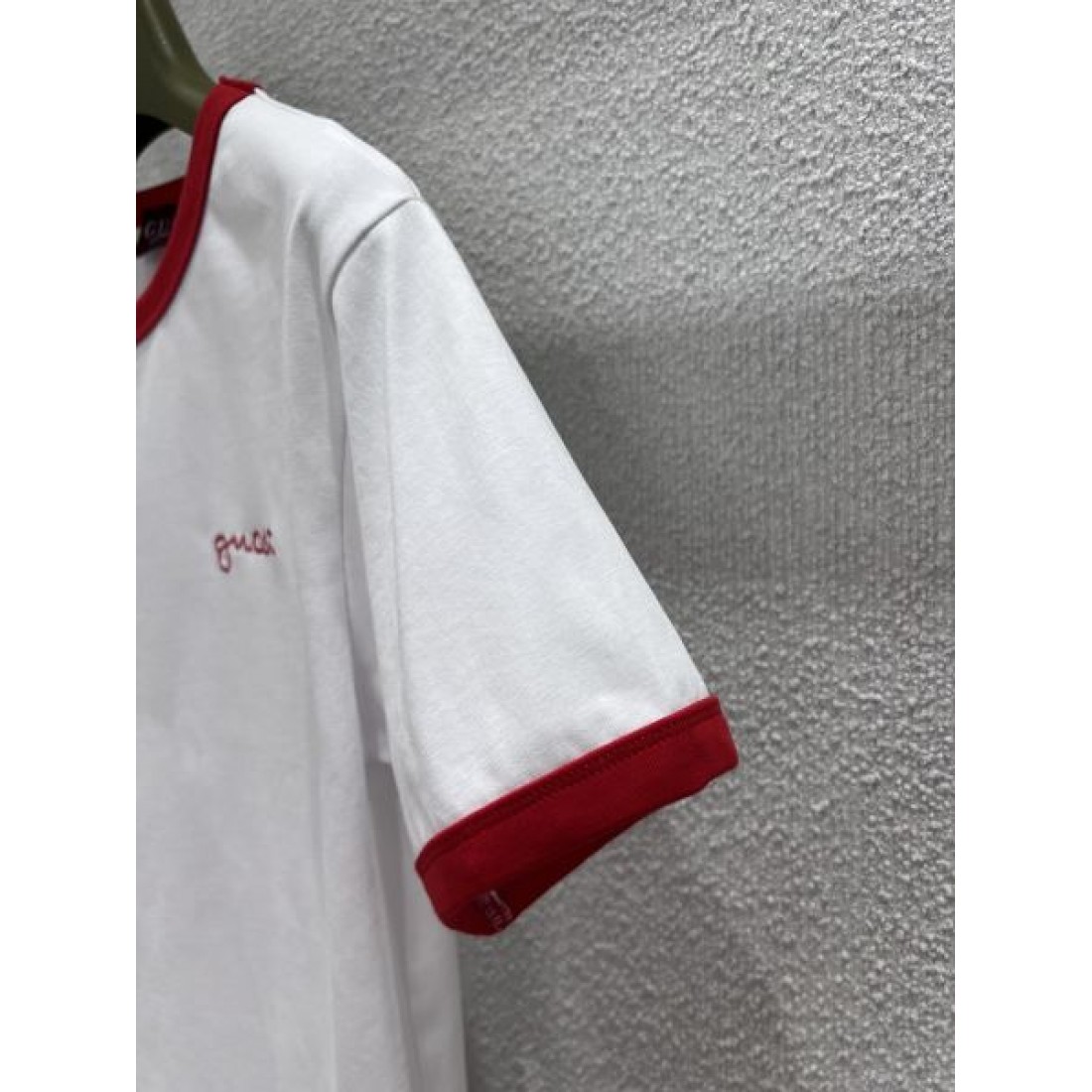 都会的 モダン GUCCI グッチ コピー 半袖Tシャツ コーデ万能 状態良好