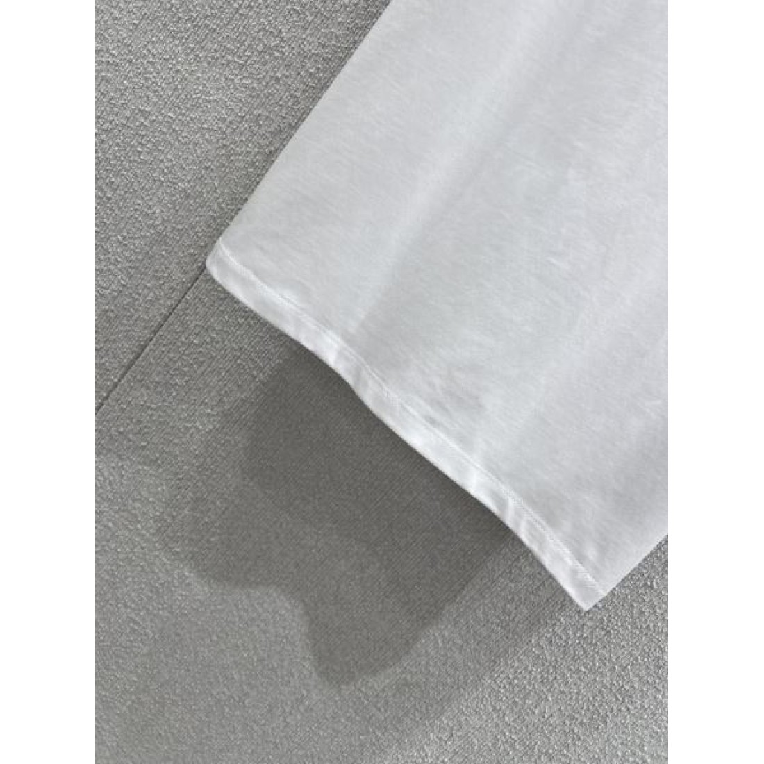 都会的 モダン GUCCI グッチ コピー 半袖Tシャツ コーデ万能 状態良好