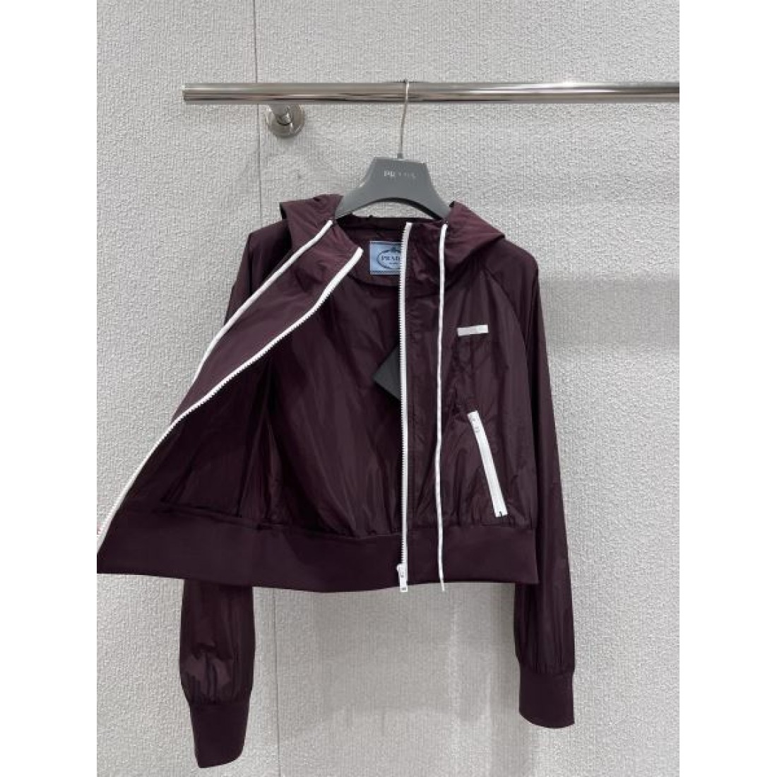 クラシック 高級感 CELINE セリーヌ スーパーコピー ジャケット エレガント 洗練