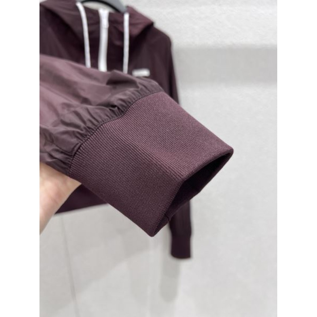 クラシック 高級感 CELINE セリーヌ スーパーコピー ジャケット エレガント 洗練