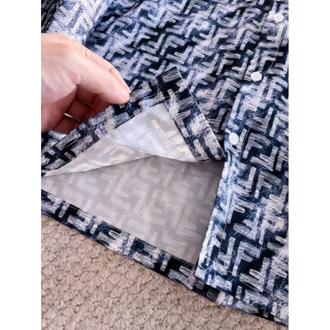 大人カジュアル 洗練 FENDI フェンディ スーパーコピー 長袖シャツ 着回し万能 人気